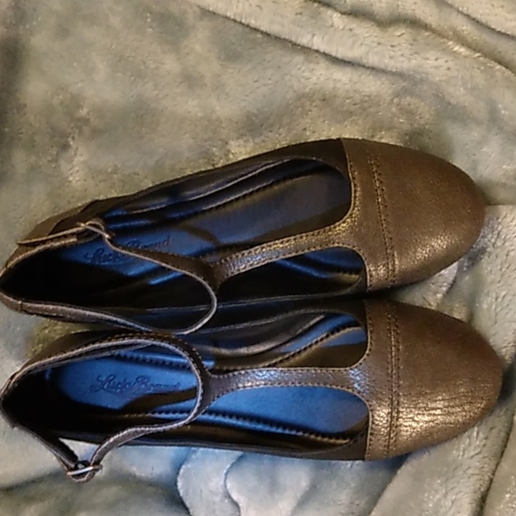 Black/Pewter goat tide size 7M T-strap - Picture 3 of 5